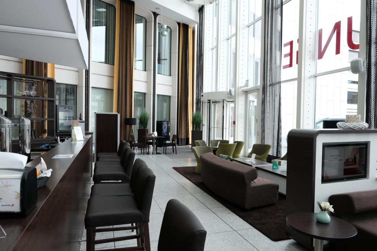 Webers - Das Hotel Im Ruhrturm Essen Bagian luar foto