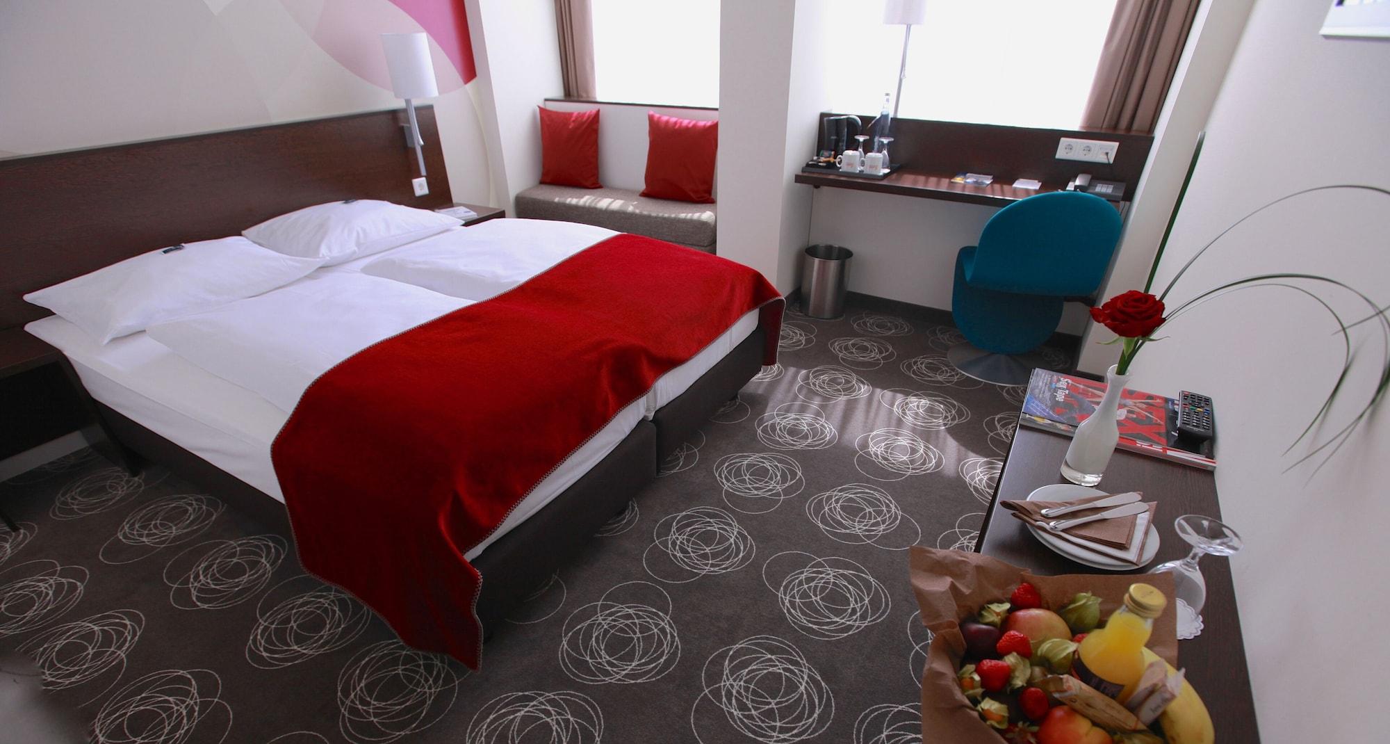 Webers - Das Hotel Im Ruhrturm Essen Bagian luar foto